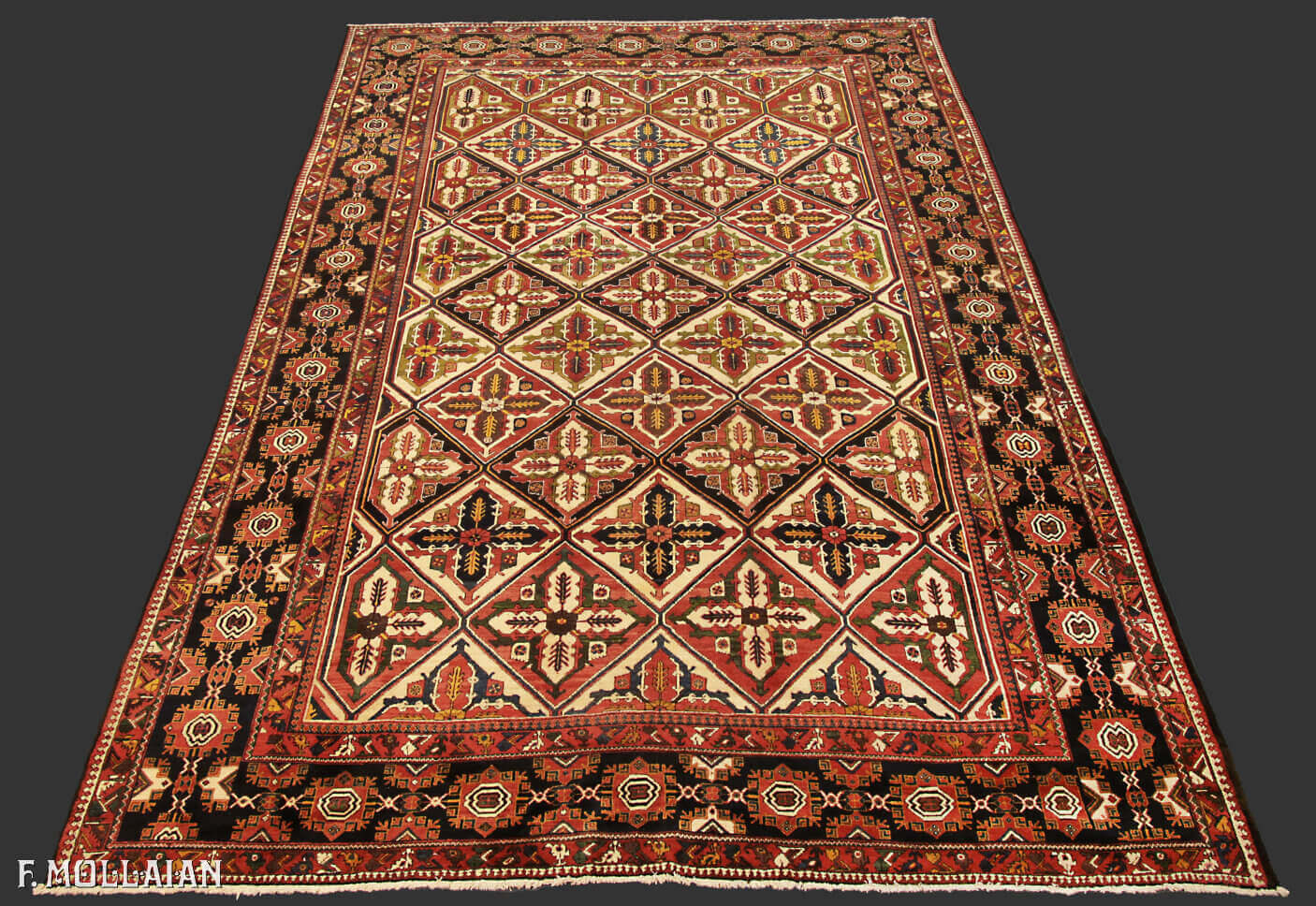 Antique Persian Large Bakhtiari Carpet n°:17884719